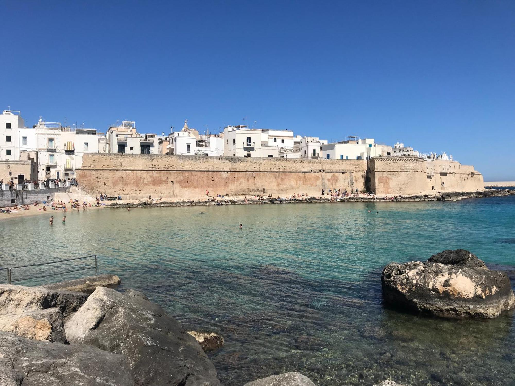 Apartamento Dimora Nel Vico Monopoli Exterior foto